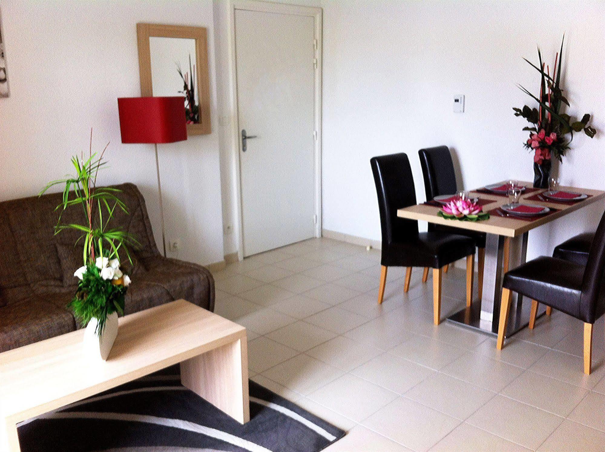 Salies-de-Béarn Residence De La Source מראה חיצוני תמונה